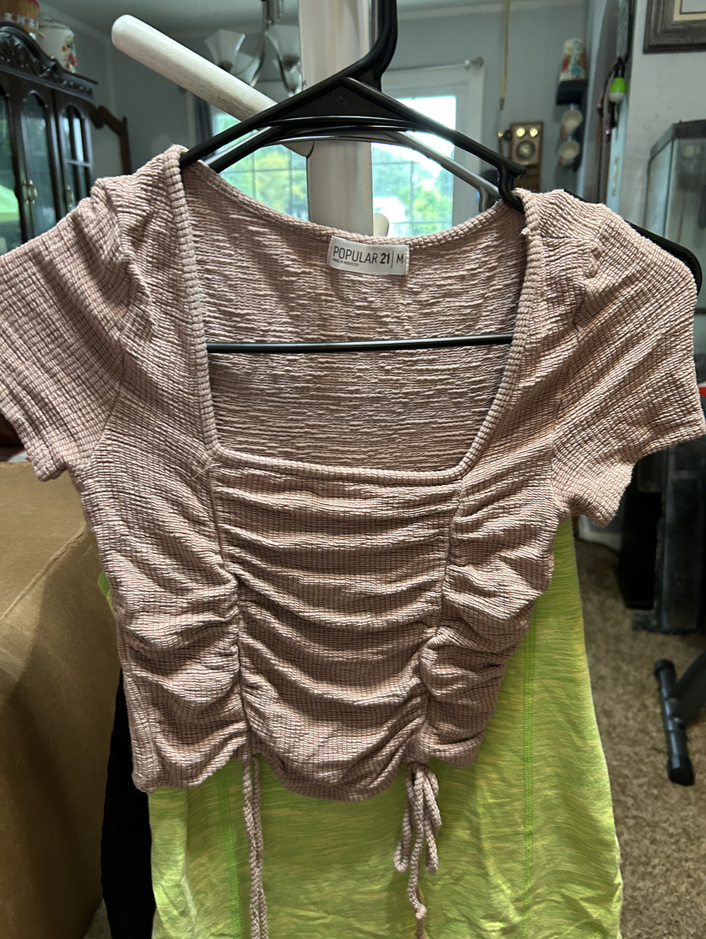 Popular 21 Women's Ruched Front Crop Top Size M Pink Beige